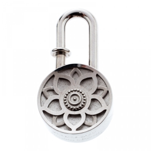 Pre Owned Hermes Palladium Plated Lotus Cadena Lock Charm
