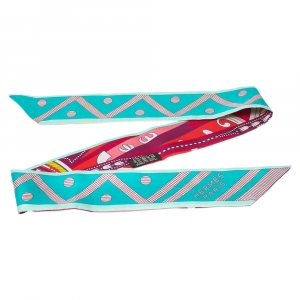 Pre Owned Hermès Vert/Rose Poudre Balade en Berline Twilly Scarf