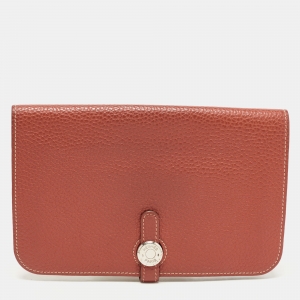 Pre Owned Hermes Sanguine Taurillon Clemence Leather Dogon Wallet