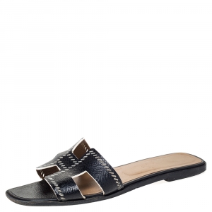 Hermes Black Textured Patent Cut Out Detail Oran Sandals Size 39
