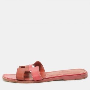 مملوكة مسبقًا Hermes Pink/Orange Leather Oran Flat Slides Size 36.5