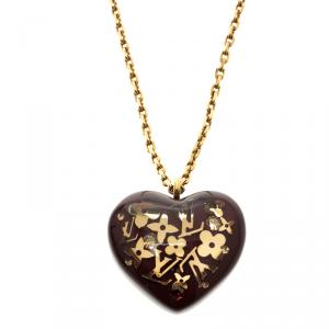 مملوكة مسبقًا Louis Vuitton Monogram Inclusion Burgundy Heart Resin Pendant Necklace