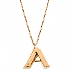 مملوكة مسبقًا Louis Vuitton LV & Me Letter A Gold Tone Pendant Necklace