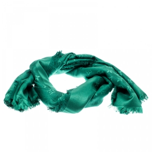 Pre Owned Louis Vuitton Green Fringed Edge Monogram Shine Shawl