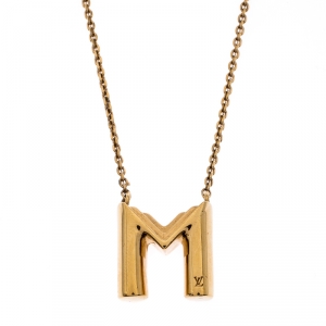 مملوكة مسبقًا قلادة لوي فيتون LV & ME حرف M ذهبية