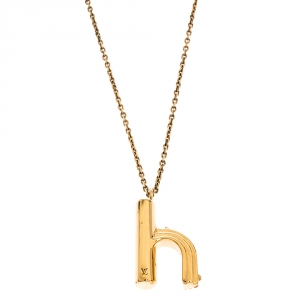 مملوكة مسبقًا Louis Vuitton LV & Me Letter H Gold Tone Pendant Necklace