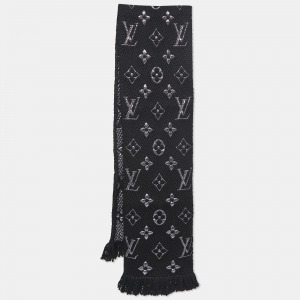 Pre Owned Louis Vuitton Black Logomania Wool Shine Scarf 