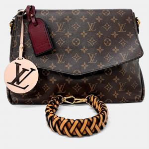 Pre Owned Louis Vuitton Brown Coated Canvas Monogram Beaubourg MM
