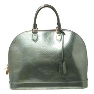 مملوكة مسبقًا Louis Vuitton Light Green Monogram Vernis Alma GM Bag