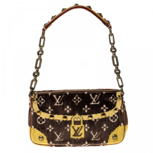 مملوكة مسبقًا Louis Vuitton Brown/Yellow Monogram Velvet Limited Edition Trompe L'oeil Pochette Accessories Bag