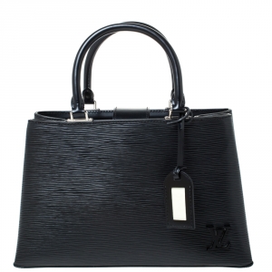 Pre Owned Louis Vuitton Black Epi Leather Kleber PM Bag