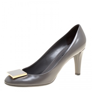 Pre Owned Louis Vuitton Grey Leather Magnetic Pumps Size 40