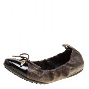 Pre Owned Louis Vuitton Monogram Canvas and Black Patent Leather Bow Detail Scrunch Ballet Flats Size 37.5