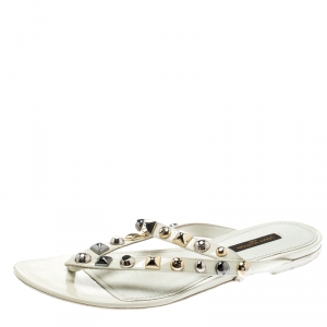 Pre Owned Louis Vuitton White Patent Leather Studded Thong Sandals Size 36.5