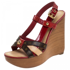 Pre Owned Louis Vuitton Red/Brown Cross Strap Monogram Canvas and Patent Leather Platform Wedge Sandals Size 35.5