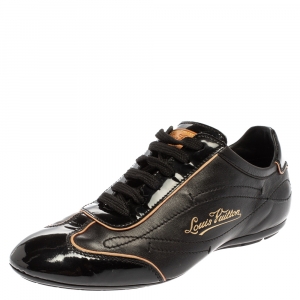 مملوكة مسبقًا Louis Vuitton Black Patent Leather Low Top Sneakers Size 36.5