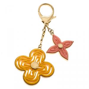 مملوكة مسبقًا Louis Vuitton Resin Gold Tone Naif Key Holder & Bag Charm