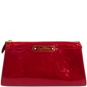Pre Owned Louis Vuitton Pomme D'Amour Monogram Vernis Cosmetic Case MM