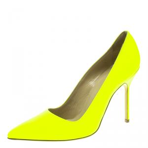 Pre Owned Manolo Blahnik Neon Yellow Leather BB Pointed Toe Pumps Size 37.5