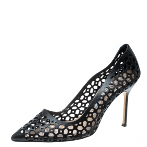Pre Owned Manolo Blahnik Black Laser Cut Leather Pointed Toe Pumps Size 37