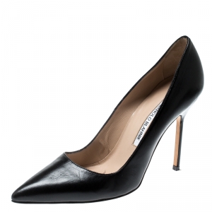 Pre Owned Manolo Blahnik Black Leather BB Pointed Toe Pumps Size 38.5