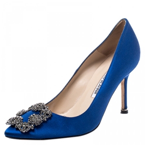 Pre Owned Manolo Blahnik Blue Satin Hangisi Embellished Pointed Toe Pumps Size 35.5