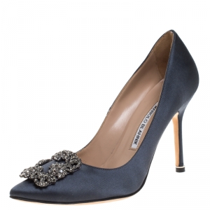 Pre Owned Manolo Blahnik Grey Satin Hangisi Pumps Size 37.5