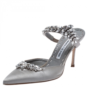 Pre Owned Manolo Blahnik Grey Satin Crystal Embellshed Lurum Sandals Size 38