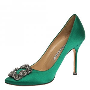 Pre Owned Manolo Blahnik Green Satin Hangisi Crystal Embellished Pumps Size 38.5