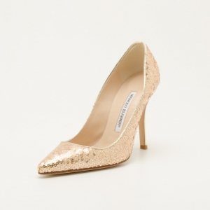 Pre Owned Manolo Blahnik Gold Sequin Pumps Size 35