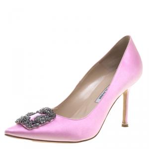 Pre Owned Manolo Blahnik Pink Satin Hangisi Crystal Embellished Pumps Size 39