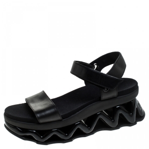Marc by Marc Jacobs Black Leather Zigzag Platform Ankle Strap Sandals Size 38