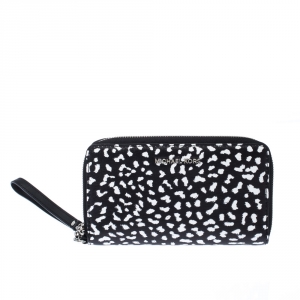 Pre Owned Michael Kors Leopard Print Leather Smartphone Wristlet