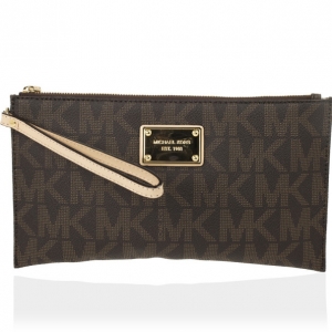 مملوكة مسبقًا MICHAEL Michael Kors Brown Monogram Large Wristlet