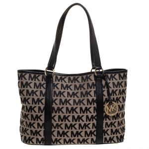 Pre Owned حقيبة مايكل مايكل كورس كانفاس بيج/أسود بالشعار