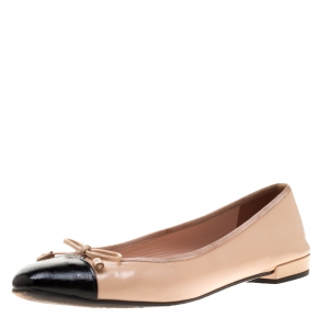 Pre Owned Prada Beige/Black Patent Leather Cap Toe Ballet Flats Size 38