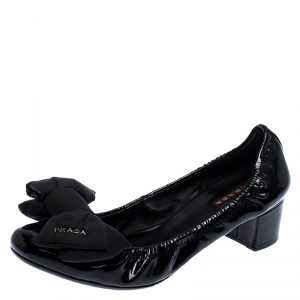 Pre Owned Prada Black Patent Leather Logo Bow Block Heel Pumps Size 39