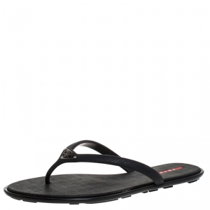 Pre Owned Prada Black Rubber Thong Flats Size 40