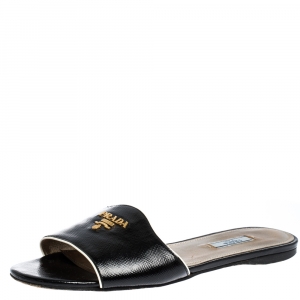 Pre Owned Prada Black Patent Leather Flat Slides Size 39