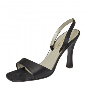 مملوكة مسبقًا Prada Black Satin Slingback Sandals Size 40.5