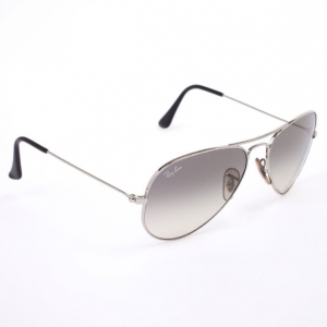 Ray-Ban Silver Rimmed Unisex Aviators 55