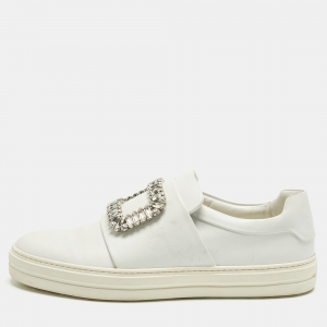 مملوكة مسبقًا حذاء رياضي روجر فيفييه سنيكي فيف جلد أبيض مزخرف سليب أون مقاس 40