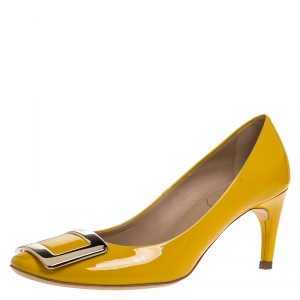 Roger Vivier Yellow Patent Leather Metal Logo Round Toe Pumps Size 35.5