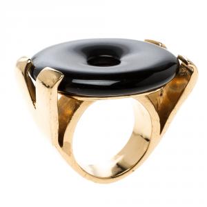 مملوكة مسبقًا خاتم سان لوران باريس لون ذهبي قرص راتنج أسود مقاس 52