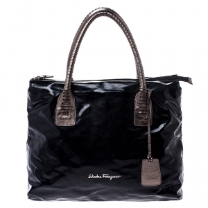 مملوكة مسبقًا Salvatore Ferragamo Black Patent Leather Shopper Tote