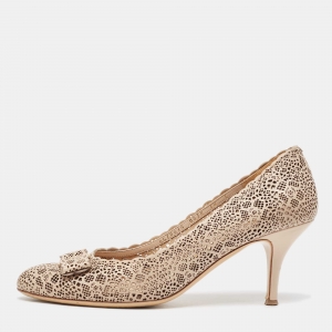 Pre Owned Salvatore Ferragamo Beige Laser Cut Leather Vara Bow Pumps Size 40.5 