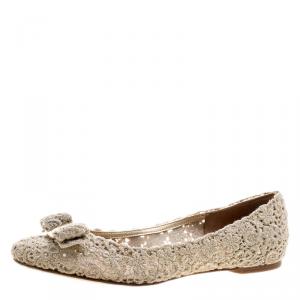 Pre Owned Salvatore Ferragamo Beige Lace Bombay Ballet Flats Size 37.5