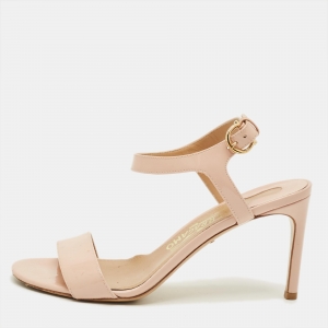 مملوكة مسبقًا Salvatore Ferragamo Size 36 Beige Patent Leather Ankle Strap Sandals