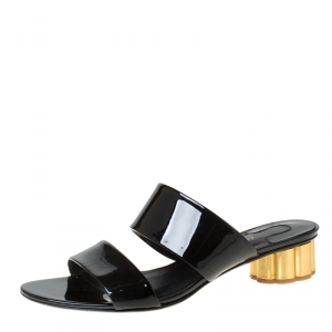 Salvatore Ferragamo Black Patent Leather Sandals Size 38