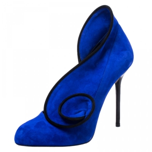 Pre Owned Sergio Rossi Blue Suede Tortousa Swirl Detail Round Toe Pumps Size 38.5